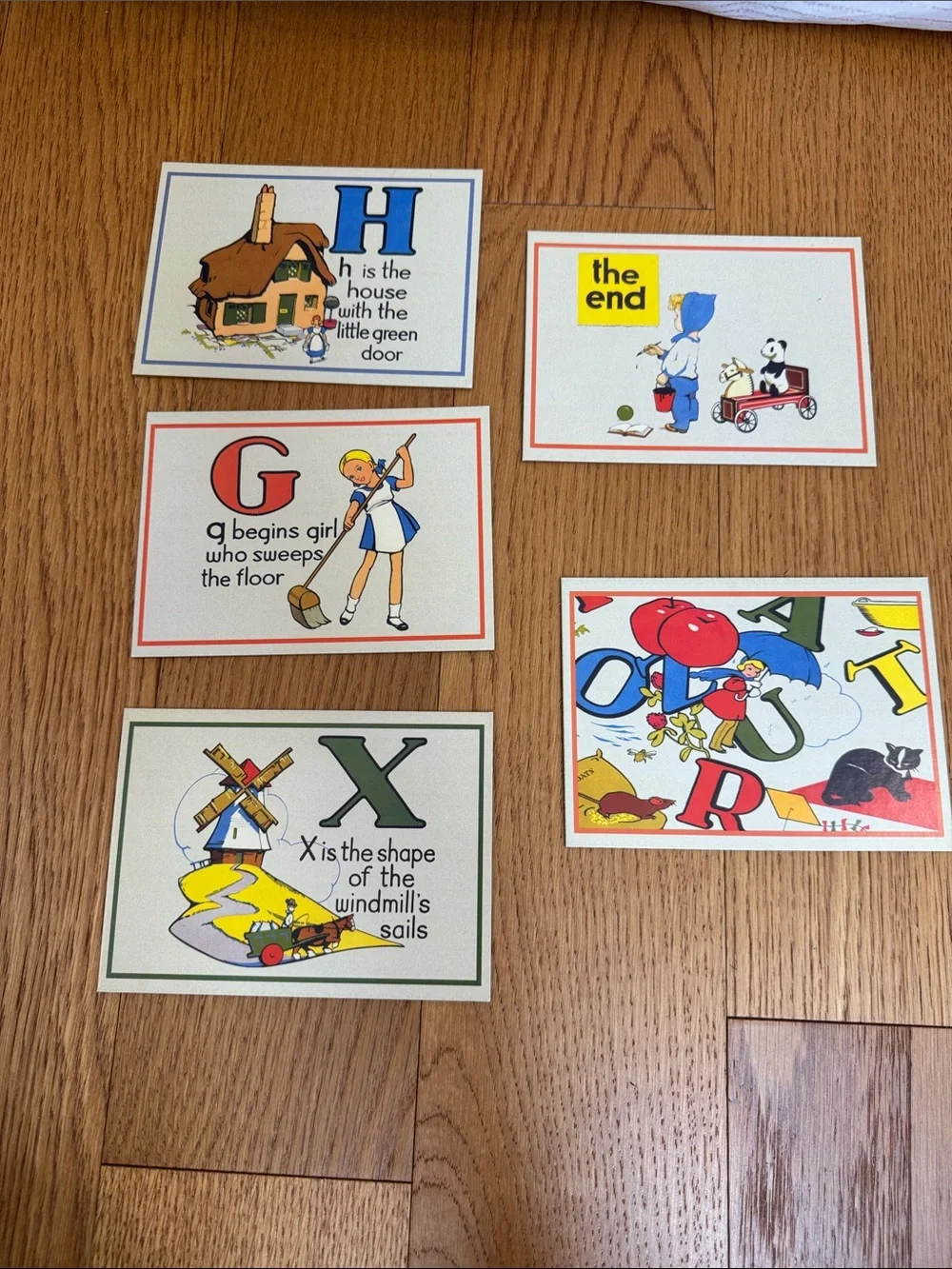 Vintage Flash Cards Alphabet Box - Red with Multicolor Print